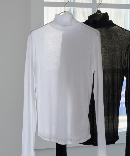 Spick & Span（スピックアンドスパン）の「《追加》シアーハイネックプルオーバー（Tシャツ/カットソー・レディース・ブラック/ホワイト/イエロー系その他/ブルー・FREE）」の2枚目の写真