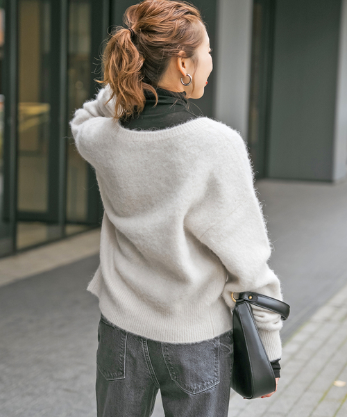 Spick & Span（スピックアンドスパン）の「《追加》シアーハイネックプルオーバー（Tシャツ/カットソー・レディース・ブラック/ホワイト/イエロー系その他/ブルー・FREE）」の13枚目の写真