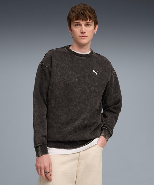 PUMA(プーマ)の「PUMA プーマ メンズ ESS ELEVATED リラックスド ウォッシュ クルースウェット(スウェット・メンズ・ブラック/アーミー・MEDIUM/LARGE/X-LARGE/SMALL/XX-LARGE)」の2枚目の写真