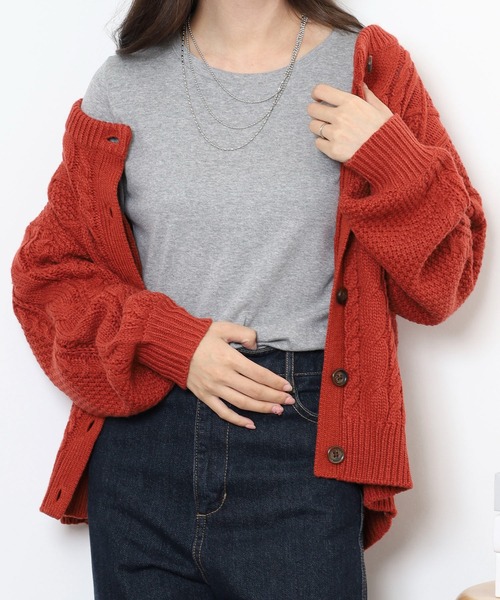 atONE(アットワン)の「ロングスリーブコンパクトTシャツ(Tシャツ/カットソー・レディース・オフホワイト/チャコールグレー/杢グレー/ブラック/グレイッシュベージュ・3L/LL/M/L/4L)」の16枚目の写真