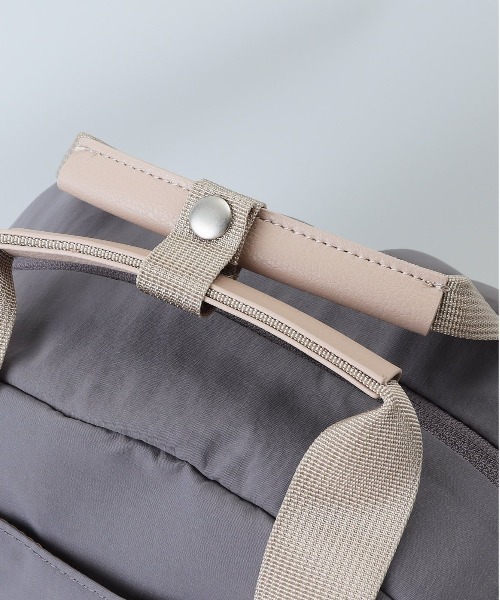 anello GRANDE（アネログランデ）の「anelloGRANDE サブレ 10ポケットデイパック（バックパック/リュック・レディース・マスタード/ネイビー/ブラック/グレー系その他/グレー/ターコイズブルー・FREE）」の20枚目の写真