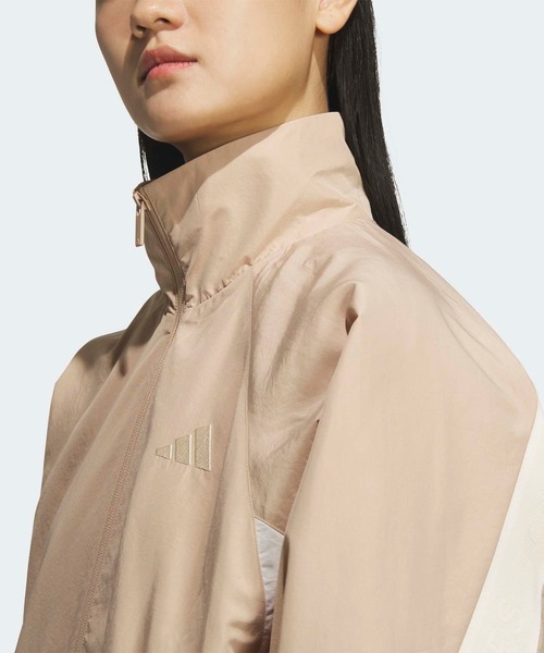 adidas(アディダス)の「ワーディング ルーズフィット ウーブンジャケット / アディダス adidas(その他アウター・レディース・ブラウン/ブラック・MEDIUM/SMALL/XX-LARGE/LARGE/X-LARGE/X-SMALL)」の8枚目の写真