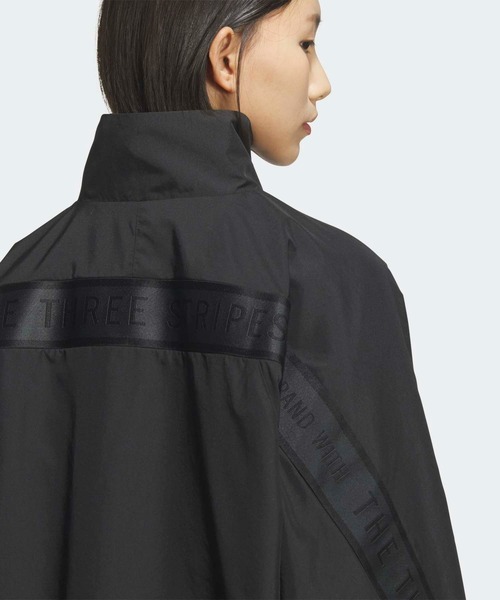 adidas(アディダス)の「ワーディング ルーズフィット ウーブンジャケット / アディダス adidas(その他アウター・レディース・ブラウン/ブラック・MEDIUM/SMALL/XX-LARGE/LARGE/X-LARGE/X-SMALL)」の4枚目の写真