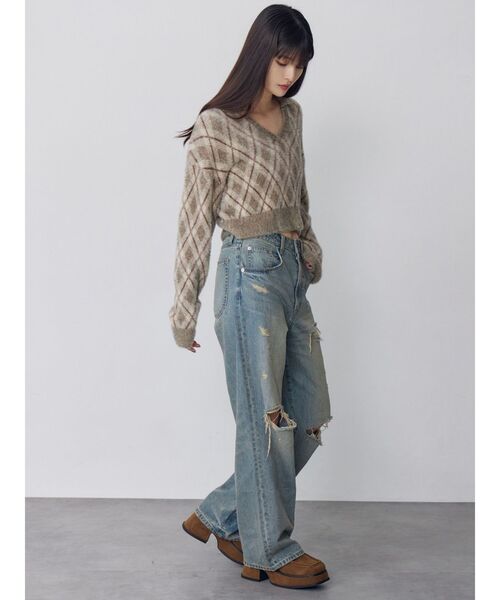 MURUA（ムルーア）の「グリンプスダメージデニム（デニムパンツ・レディース・ブルー・2/1）」の4枚目の写真