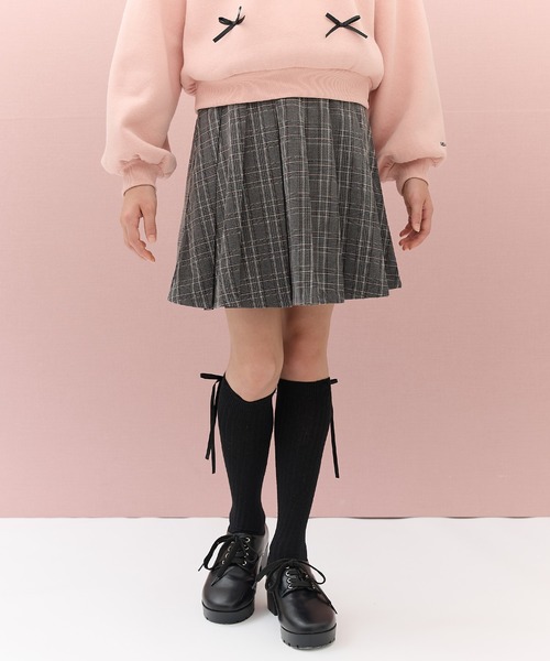 Amourire girl（アムリールガール）の「インパンツ付 チェックプリーツミニスカート（スカート・キッズ・ブラック/ブラウン・140cm/150cm/160cm/130cm）」の2枚目の写真