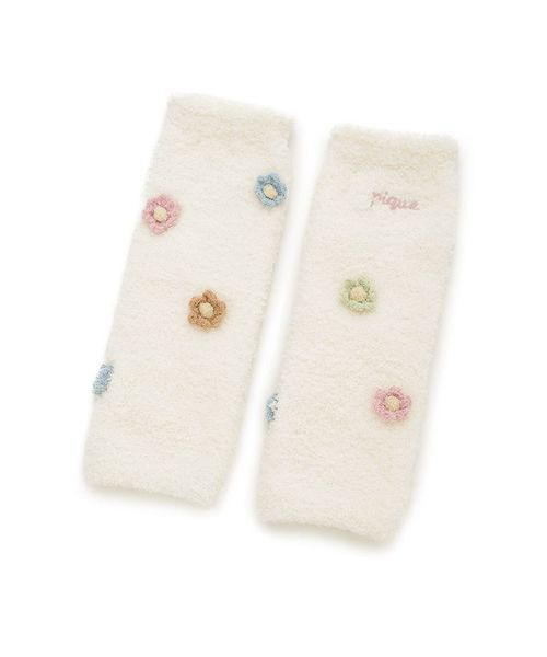 gelato pique(ジェラートピケ)の「【ラッピング済み】【BABY】ベビモコフラワーロンパース&レッグウォーマーSET(ベビーギフト・キッズ・オフホワイト・80)」の10枚目の写真