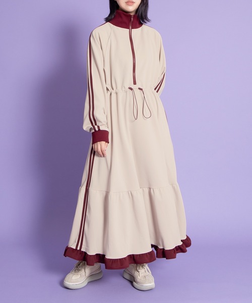 PUNYUS（プニュズ）の「フリルジャージワンピース（ワンピース・レディース・ネイビー/ベージュ・1/2/3/4）」の14枚目の写真