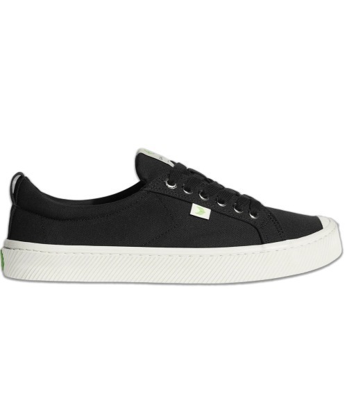 Kinetics(キネティクス)の「CARIUMA OCA LOW CANVAS(カリウマ オカ ロー キャンバス)(スニーカー・メンズ・ブラック・23cm/24cm/25cm/26cm/27cm/28cm)」の1枚目の写真
