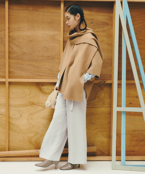 La TOTALITE（ラトータリテ）の「SINBONO/シンボノ エコファーミニバッグ（ショルダーバッグ・レディース・ベージュ・FREE）」の2枚目の写真