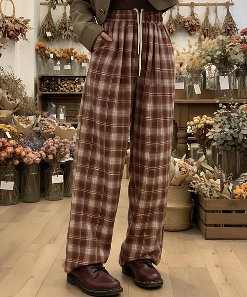 cammie(キャミー)の「チェック柄ゆるパンツ(その他パンツ・レディース・ワイン/ブルー・M/L)」の12枚目の写真