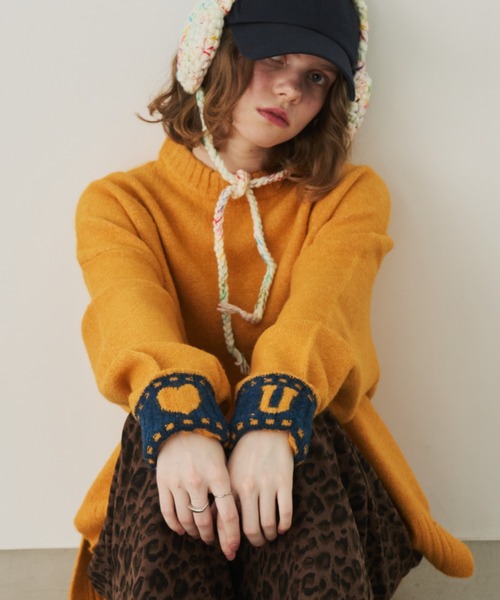 Unitage（ユニテージ）の「シークレットロゴニットプルオーバー（ニット/セーター・レディース・イエロー/レッド/アイボリー/チャコールグレー/ブラック/ピンク/ネイビー・FREE）」の5枚目の写真