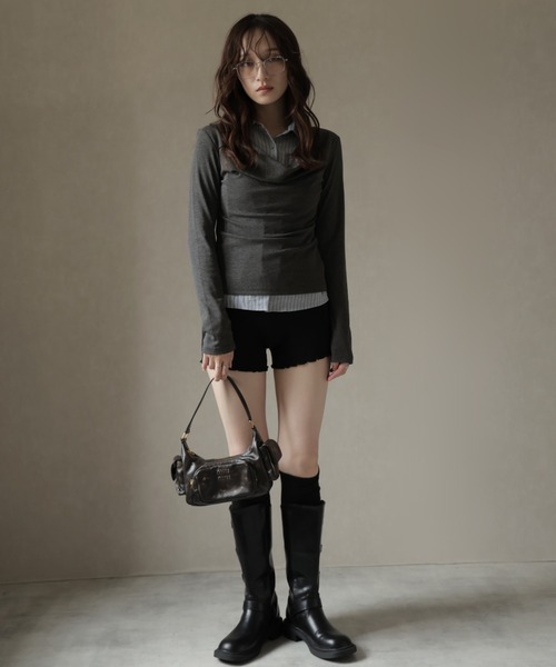 Ulysses（ユリシス）の「シャツレイヤード風デザインカットソー（Tシャツ/カットソー・レディース・グレー/チャコール・F）」の3枚目の写真