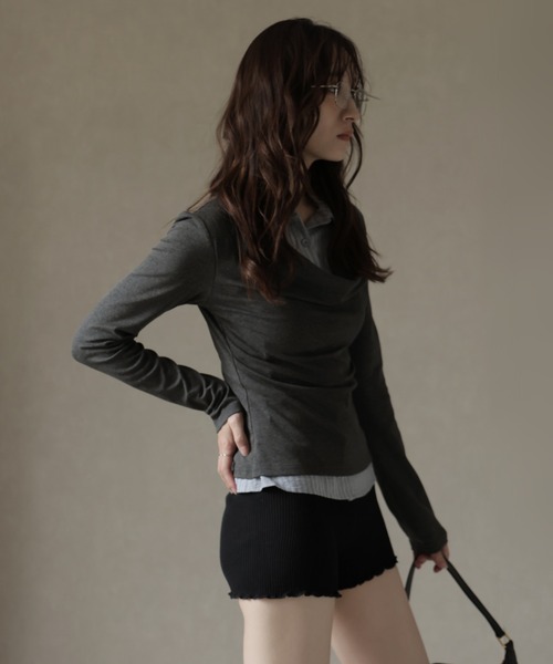 Ulysses（ユリシス）の「シャツレイヤード風デザインカットソー（Tシャツ/カットソー・レディース・グレー/チャコール・F）」の7枚目の写真