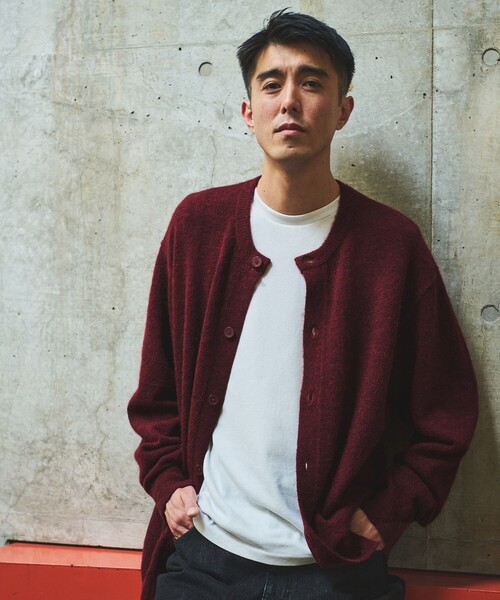 green label relaxing(グリーンレーベルリラクシング)の「アルパカ ブレンド クルーネック カーディガン(カーディガン/ボレロ・メンズ・レッド/グレー/ダークグレー・L/M/S/XL)」の6枚目の写真