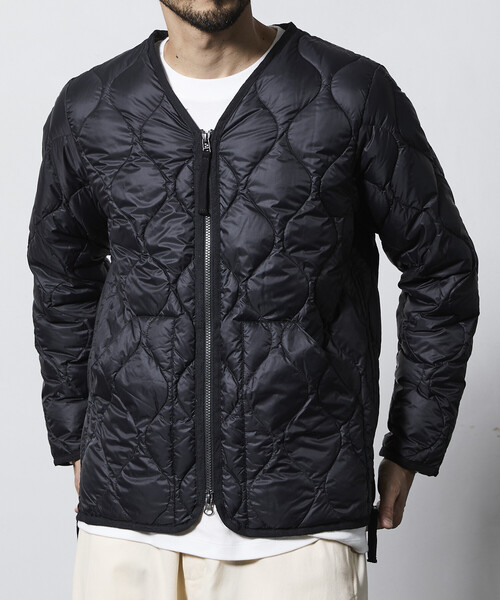 FREAK'S STORE(フリークスストア)の「限定展開 TAION/タイオン ミリタリー Vネック ジップ ダウンジャケット / TAION-104ALSZML-1(ダウンジャケット/コート・メンズ・ブラック/オリーブ・MEDIUM/X-LARGE/SMALL/LARGE)」の21枚目の写真