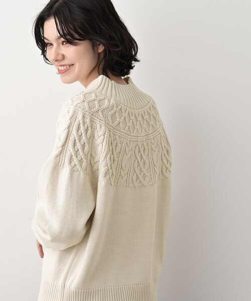 Dessin（デッサン）の「【着映え/洗える】求心ケーブル編みハイネックニット（ニット/セーター・レディース・アイボリー/ライトグレー/ワインレッド/ネイビー・00/01/02/03）」の2枚目の写真