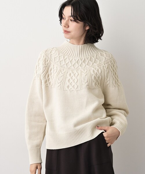Dessin（デッサン）の「【着映え/洗える】求心ケーブル編みハイネックニット（ニット/セーター・レディース・アイボリー/ライトグレー/ワインレッド/ネイビー・00/01/02/03）」の5枚目の写真
