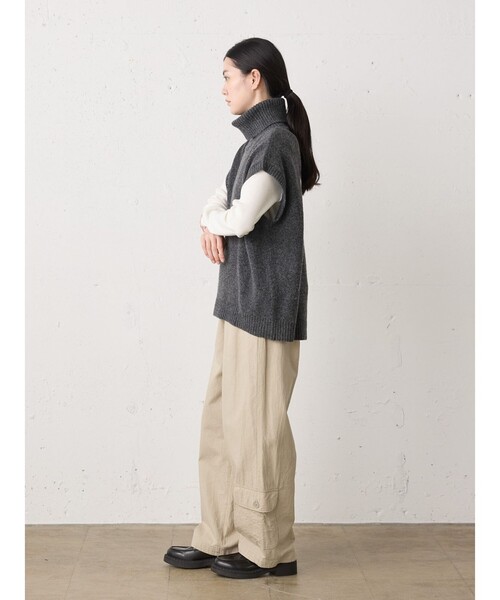 MidiUmi（ミディウミ）の「MidiUmi マルチポケットワークパンツ（その他パンツ・レディース・チャコールグレー/ベージュ・FREE）」の7枚目の写真