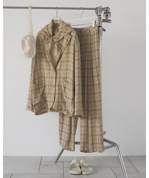 anuke（アンヌーク）の「Check Over Jacket（テーラードジャケット・レディース・ブルー/クリーム・36inch/38inch）」の9枚目の写真