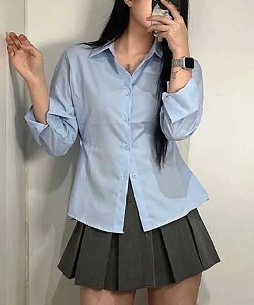 VIVID LADY（ビビッドレディー）の「ウエスト ボタン付き カラーシャツ（シャツ/ブラウス・レディース・ネイビー/ホワイト/ライトブルー・FREE）」の9枚目の写真