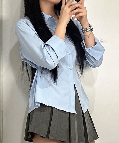 VIVID LADY（ビビッドレディー）の「ウエスト ボタン付き カラーシャツ（シャツ/ブラウス・レディース・ネイビー/ホワイト/ライトブルー・FREE）」の11枚目の写真