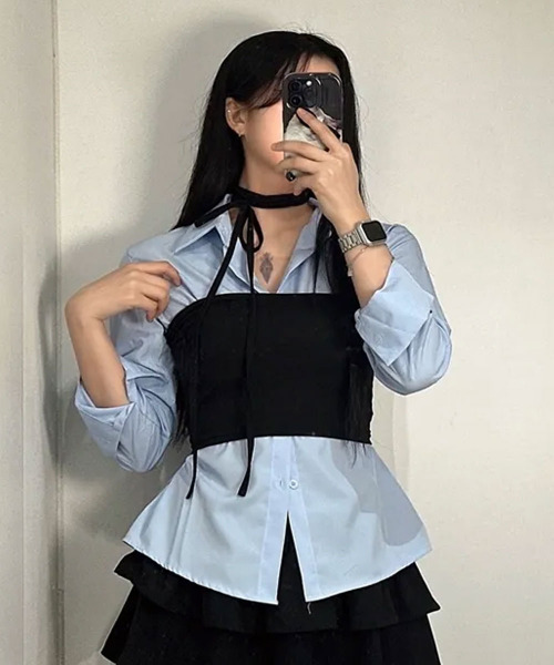 VIVID LADY（ビビッドレディー）の「ウエスト ボタン付き カラーシャツ（シャツ/ブラウス・レディース・ネイビー/ホワイト/ライトブルー・FREE）」の15枚目の写真