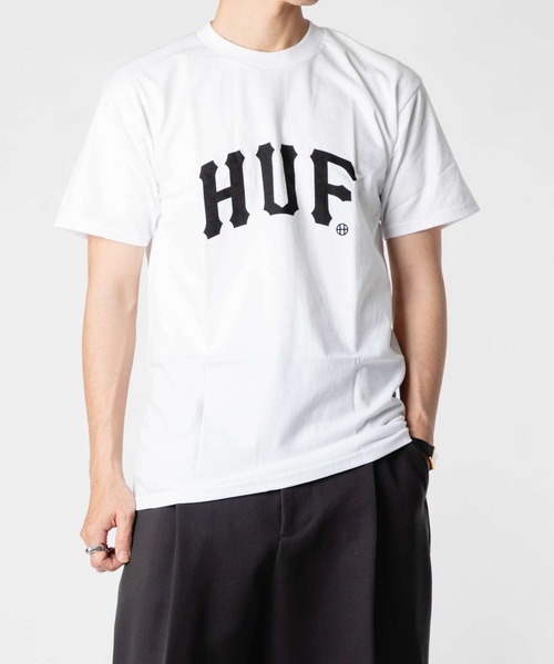 HUF(ハフ)の「HUF ARCH S/S TEE ハフ アーク プリント 半袖 Tシャツ(Tシャツ/カットソー・メンズ・ブラック/ホワイト・SMALL/MEDIUM/LARGE/X-LARGE)」の1枚目の写真