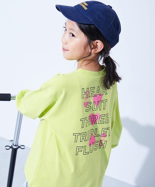 devirock（デビロック）の「綿100％ デビラボ ガールズ BIGシルエットプリント袖リブ 長袖Tシャツ（Tシャツ/カットソー・キッズ・ブルー系その他2/ピンク系その他/ブラック系その他2/グレー系その他/ホワイト系その他2/ブラック系その他3/ブラック系その他/パープル系その他/ホワイト系その他/グリーン系その他2/グレー系その他2/ピンク系その他3/グリーン系その他/ピンク系その他2/ブルー系その他・100cm/90cm/160cm/150cm/140cm/130cm/120cm/110cm）」の8枚目の写真