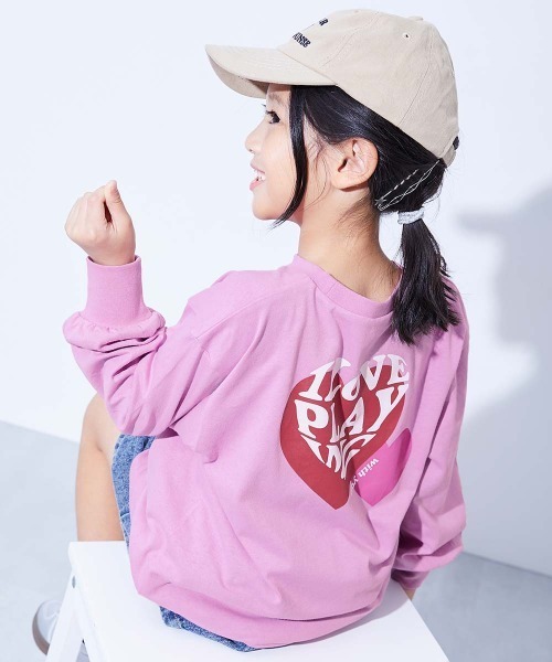 devirock（デビロック）の「綿100％ デビラボ ガールズ BIGシルエットプリント袖リブ 長袖Tシャツ（Tシャツ/カットソー・キッズ・ブルー系その他2/ピンク系その他/ブラック系その他2/グレー系その他/ホワイト系その他2/ブラック系その他3/ブラック系その他/パープル系その他/ホワイト系その他/グリーン系その他2/グレー系その他2/ピンク系その他3/グリーン系その他/ピンク系その他2/ブルー系その他・100cm/90cm/160cm/150cm/140cm/130cm/120cm/110cm）」の14枚目の写真