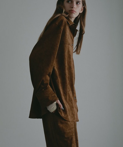 フェイクスウェードオーバーサイズシャツ（シャツ/ブラウス）｜ETRE