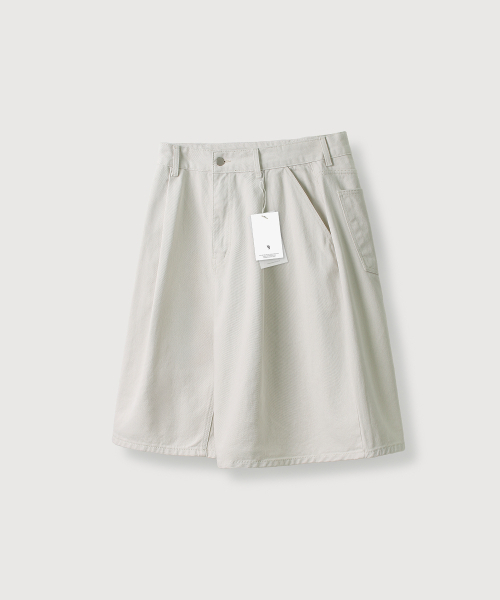 MOOD INSIDE(ムードインサイド)の「ライトコットンワンタックバミューダパンツ_Light Beige(その他パンツ・レディース・オートミール・X-LARGE/LARGE/MEDIUM)」の1枚目の写真