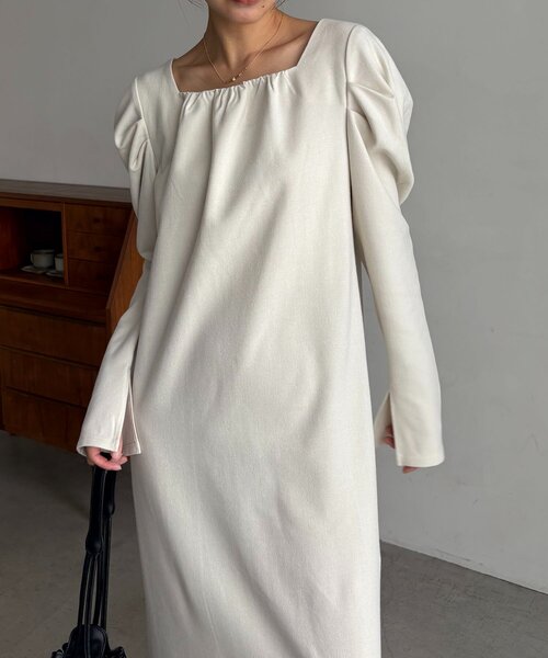 CAPRICIEUX LE'MAGE(カプリシューレマージュ)の「スクエアパフワンピース(ワンピース・レディース・ブラック/グレイッシュベージュ/ホワイト系その他・FREE/PS)」の8枚目の写真