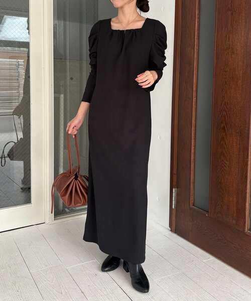 CAPRICIEUX LE'MAGE(カプリシューレマージュ)の「スクエアパフワンピース(ワンピース・レディース・ブラック/グレイッシュベージュ/ホワイト系その他・FREE/PS)」の11枚目の写真