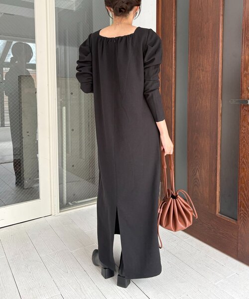 CAPRICIEUX LE'MAGE(カプリシューレマージュ)の「スクエアパフワンピース(ワンピース・レディース・ブラック/グレイッシュベージュ/ホワイト系その他・FREE/PS)」の16枚目の写真