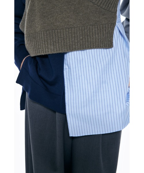 ENFOLD(エンフォルド)の「Knit コンビプルオーバー(ニット/セーター・レディース・ベージュ系その他/ダークネイビー・38)」の4枚目の写真