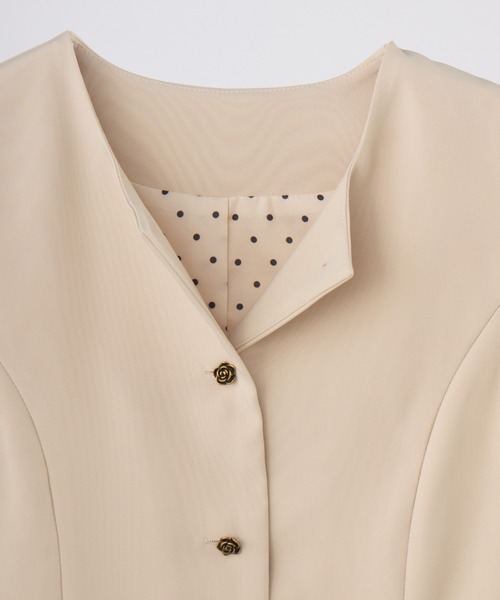 idem（イデム）の「peplum lady vest / ノースリーブペプラムベスト（ベスト・レディース・ベージュ/ブラック・FREE）」の8枚目の写真