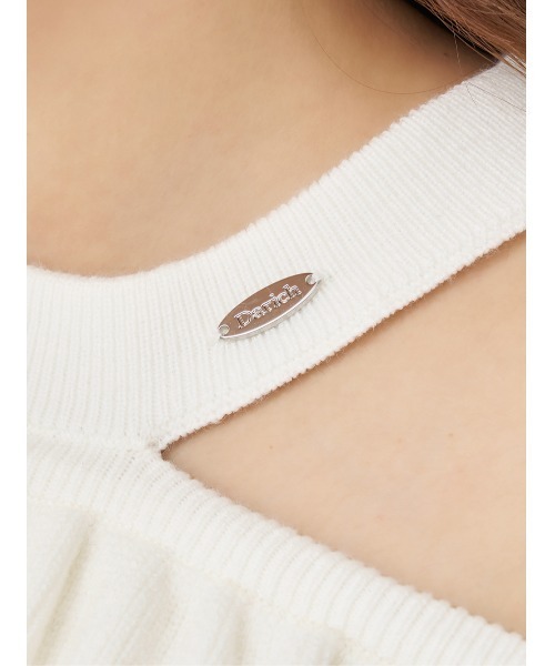 ダーリッチ　ベルスリーブフリルニットトップス ホワイト　Darich ダーリッチ Darich ベルスリーブフリルニットトップス （アイボリー