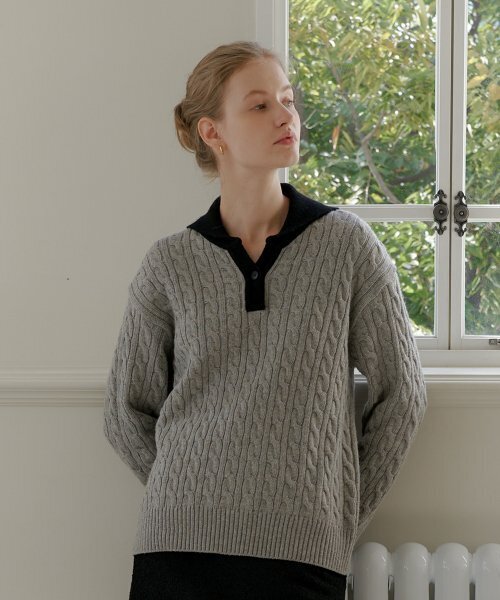 YUPPE（ヨッペ）の「OVER COLLAR KNIT_GRAY（ニット/セーター・レディース・その他・FREE）」の2枚目の写真