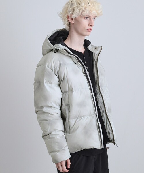 tk.TAKEO KIKUCHI（ティーケータケオキクチ）の「【撥水】ダウンジャケット（ダウンジャケット/コート・メンズ・ブラック/ライトグレー・03/02）」の2枚目の写真