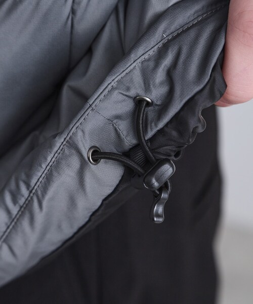 tk.TAKEO KIKUCHI（ティーケータケオキクチ）の「【撥水】ダウンジャケット（ダウンジャケット/コート・メンズ・ブラック/ライトグレー・03/02）」の18枚目の写真