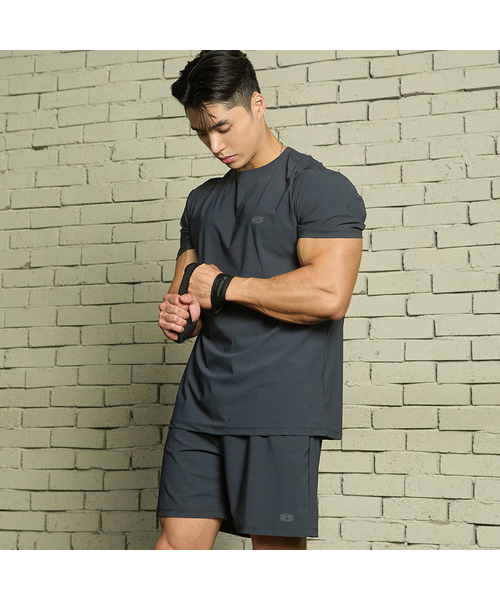 BLACK MONSTER FIT(ブラックモンスターフィット)の「トリコットトレーニングショートスリーブ半袖Tシャツ(4色)(Tシャツ/カットソー・レディース・ブラック/カーキ/ピンク/チャコール・SMALL/MEDIUM/LARGE/X-LARGE/2XL)」の2枚目の写真