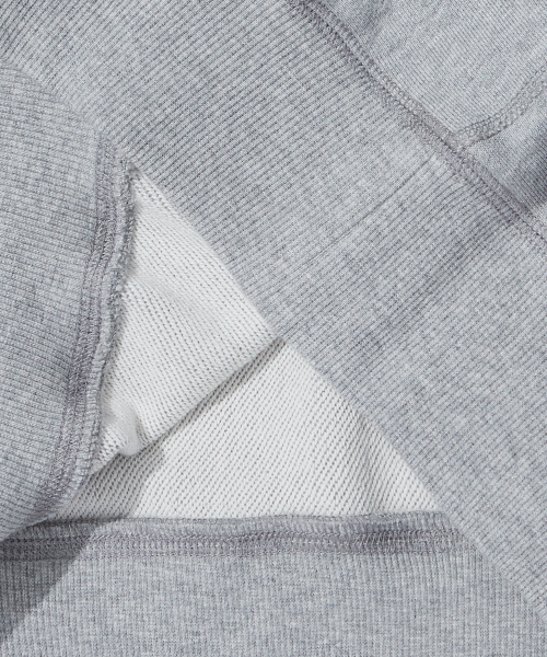 OUTSTANDING(アウトスタンディング)の「V.S.C HALF SLEEVE SWEAT(EVANSTON)_8%MELANGE GRAY(Tシャツ/カットソー・レディース・その他・SMALL/MEDIUM/LARGE)」の6枚目の写真