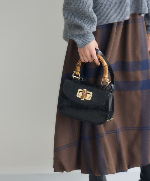 KATHARINE ROSS（キャサリンロス）の「【KATHARINE ROSS】【MILLELA FIRENZE】バンブーハンドBAG（ハンドバッグ・レディース・ブラック・MEDIUM）」の4枚目の写真
