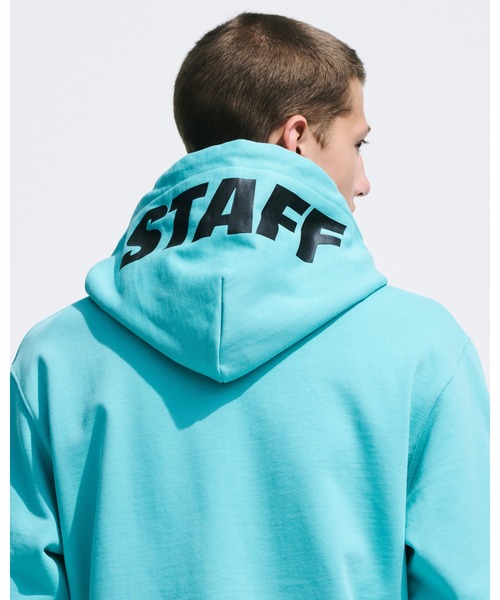 F.C.Real Bristol（エフシーレアルブリストル）の「STAFF SWEAT HOODIE（パーカー・メンズ・グレー/ブラック/ライトブルー・MEDIUM/LARGE/X-LARGE/SMALL）」の4枚目の写真