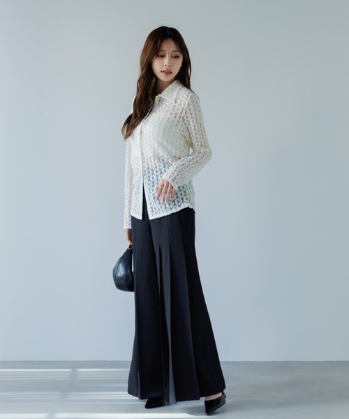 SENEE（セニー）の「high waist pleated slacks（ハイウエストプリーツスラックス）（スラックス・レディース・ベージュ/ブラック・MEDIUM/SMALL）」の5枚目の写真