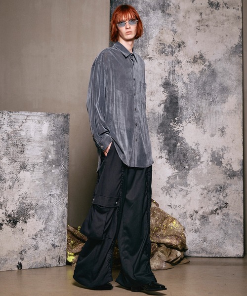 MAISON SPECIAL(メゾンスペシャル)の「《UNISEX》Cut-off Docking Prime-Wide Cargo Pants/カットオフドッキングプライムワイドカーゴパンツ【MAISON SPECIAL/メゾンスペシャル】■セットアップ対応■(カーゴパンツ・メンズ・チャコールグレー/ブラック・0/1/2)」の3枚目の写真