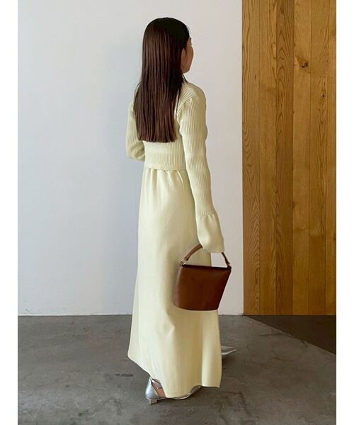 LAGUNAMOON（ラグナムーン）の「カラーカーデフォルムニットワンピース（ワンピース・レディース・ブラック/イエロー・MEDIUM/SMALL）」の20枚目の写真