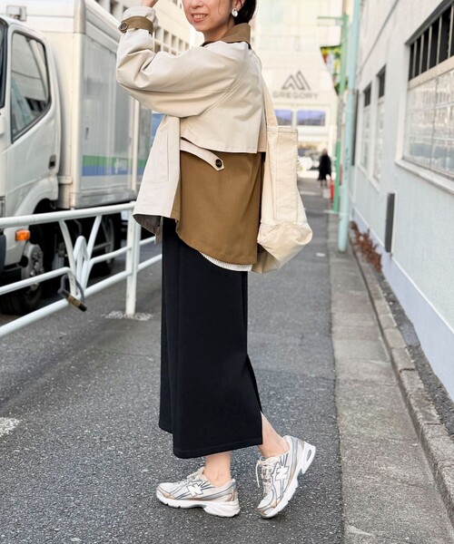 NOLLEY’S(ノーリーズ)の「バイカラーショートトレンチコート(ブルゾン・レディース・オリーブ/ベージュ・38)」の21枚目の写真