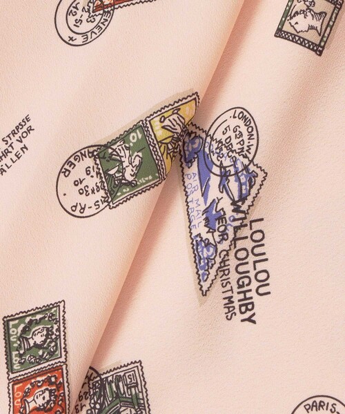 LOULOU WILLOUGHBY（ルルウィルビー）の「WEB 一部店舗限定【LOULOU WILLOUGHBY】レタープリントリボンブラウス（シャツ/ブラウス・レディース・ピンク/ネイビー・2）」の12枚目の写真