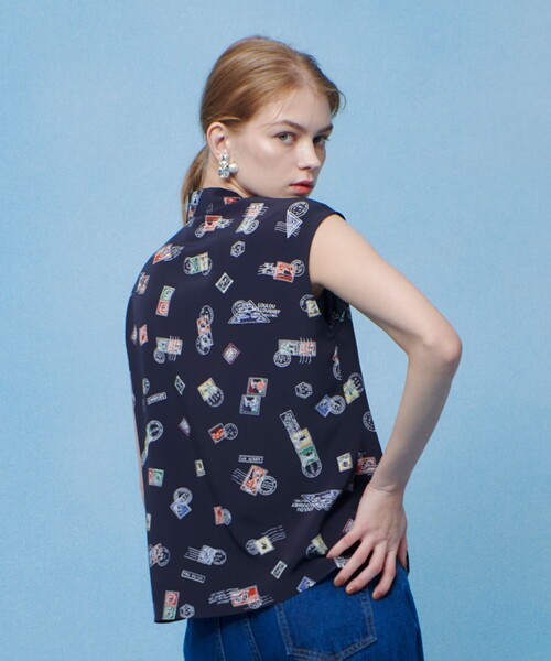 LOULOU WILLOUGHBY（ルルウィルビー）の「WEB 一部店舗限定【LOULOU WILLOUGHBY】レタープリントリボンブラウス（シャツ/ブラウス・レディース・ピンク/ネイビー・2）」の14枚目の写真